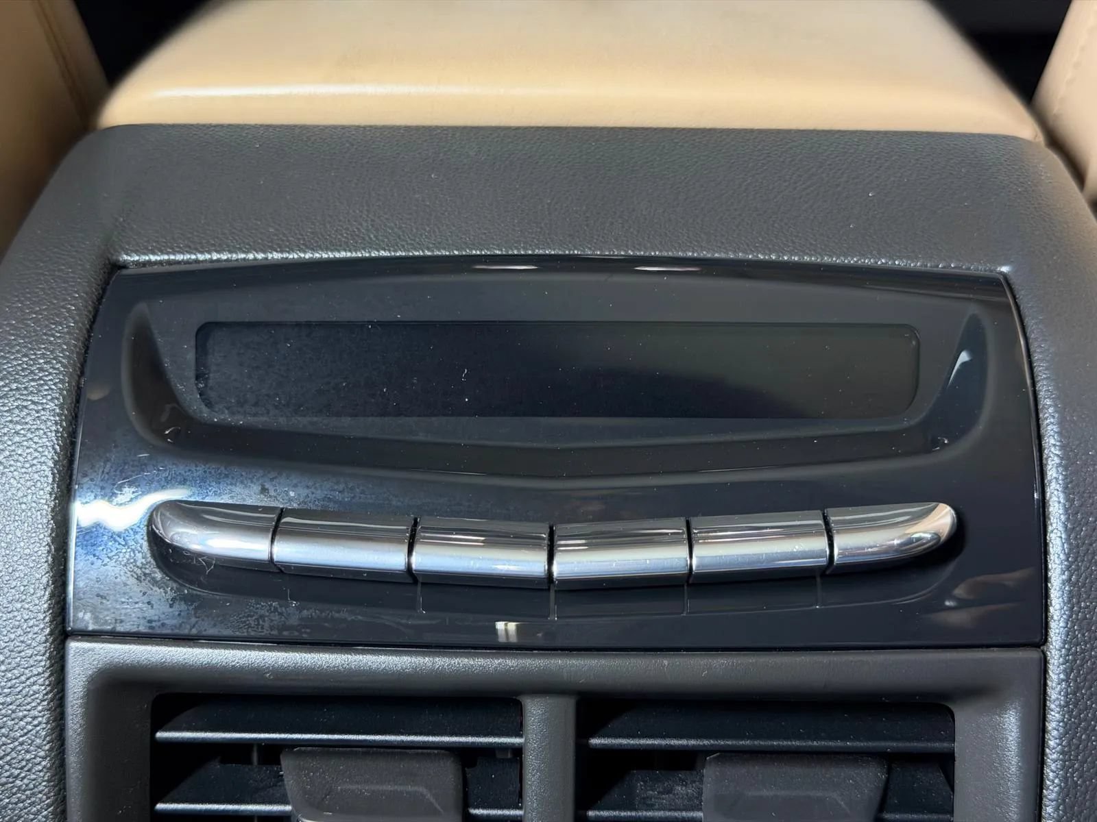 Used 2018 Cadillac XT5 Platinum AWD/4WD image 21