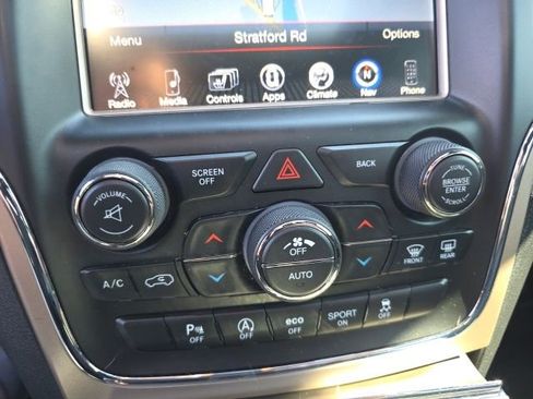 Used 2017 Jeep Grand Cherokee Limited image 17