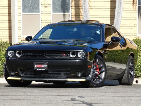 Used 2021 Dodge Challenger R/T Scat Pack image 4