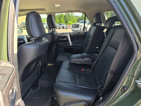 Used 2022 Toyota 4Runner Limited AWD/4WD image 11