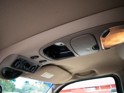 Used 2003 Ford Excursion Eddie Bauer image 21