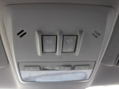 Used 2015 Chevrolet Trax LT w/ LT Sun and Sound Package image 33