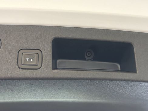 Used 2026 GMC Terrain Denali image 10