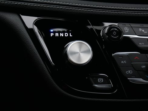 New 2026 Chrysler Pacifica Select w/ S Appearance Package image 20