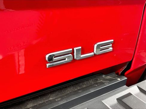 Used 2019 GMC Sierra 1500 SLE w/ Texas SLE Value Package image 10