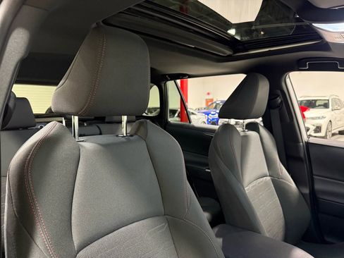 Used 2021 Toyota RAV4 SE image 46