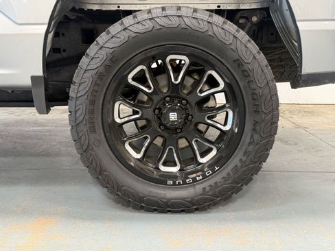 Used 2024 Ford F150 XLT w/ Tow/Haul Package AWD/4WD image 9