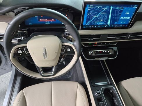 New 2026 Lincoln Corsair Grand Touring AWD/4WD image 16