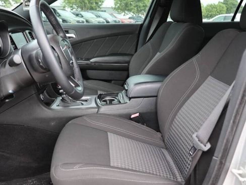 Used 2023 Dodge Charger SXT w/ Blacktop Package AWD/4WD image 13