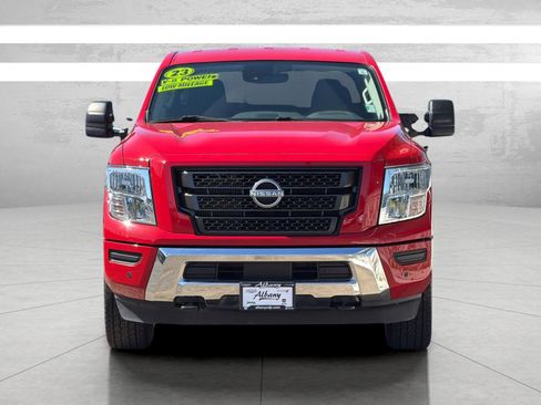 Used 2023 Nissan Titan SV w/ SV Convenience Package AWD/4WD image 3