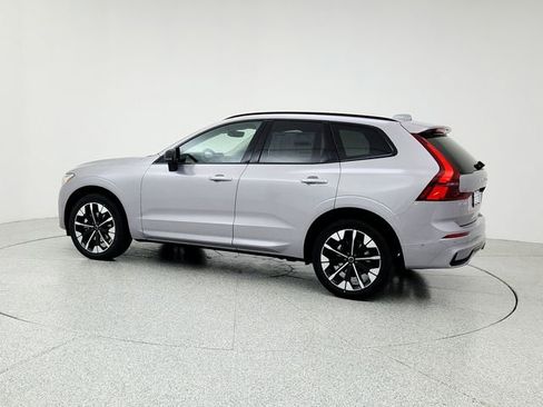 New 2026 Volvo XC60 B5 Plus w/ Climate Package image 7