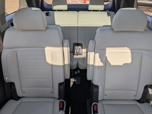 New 2026 Hyundai Santa Fe Limited AWD/4WD image 8