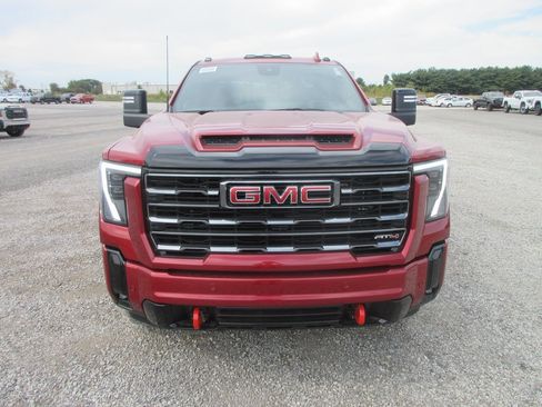 New 2026 GMC Sierra 2500 AT4 w/ AT4 Premium Plus Package image 12