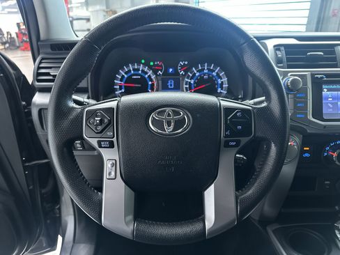 Used 2019 Toyota 4Runner SR5 image 16