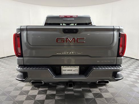 Used 2025 GMC Sierra 1500 Denali w/ Denali Reserve Package AWD/4WD image 5