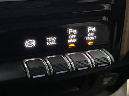 Used 2023 RAM 2500 Laramie image 34