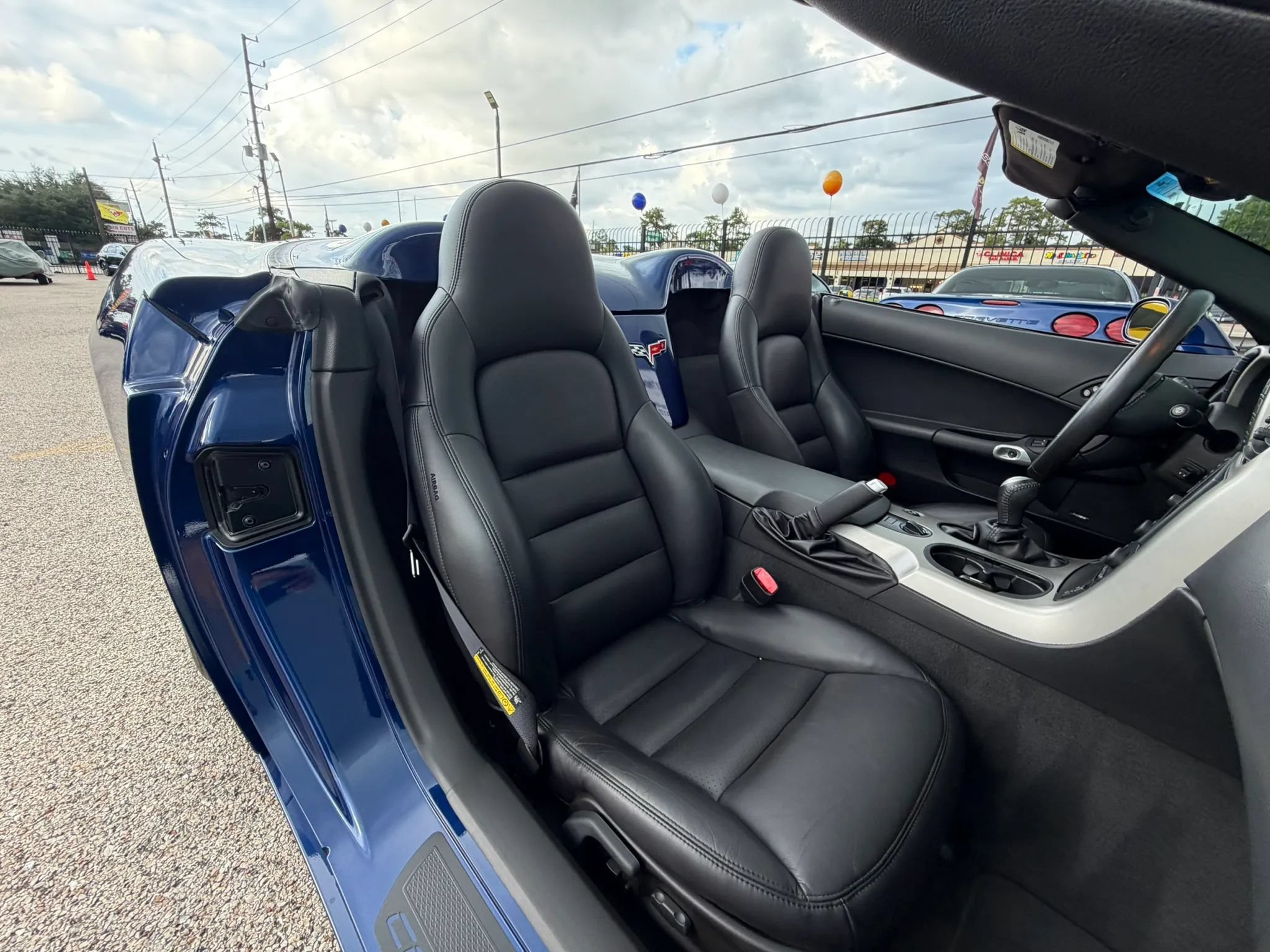 Used 2005 Chevrolet Corvette Coupe w/ Preferred Equipment Group RWD image 22