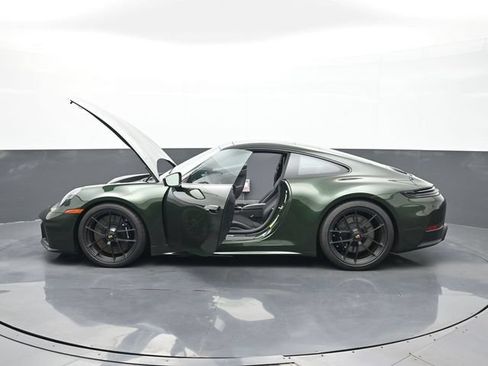 Certified 2026 Porsche 911 Carrera 4 GTS w/ Premium Package AWD/4WD image 25