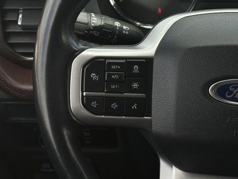 Used 2023 Ford Expedition Limited AWD/4WD image 14