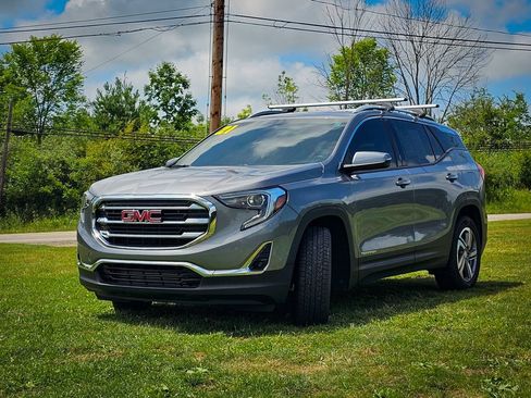 Used 2021 GMC Terrain SLT w/ Infotainment Package II AWD/4WD image 8