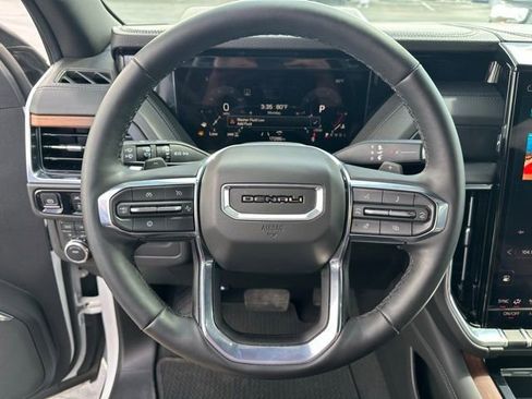 Certified 2025 GMC Yukon Denali AWD/4WD image 6