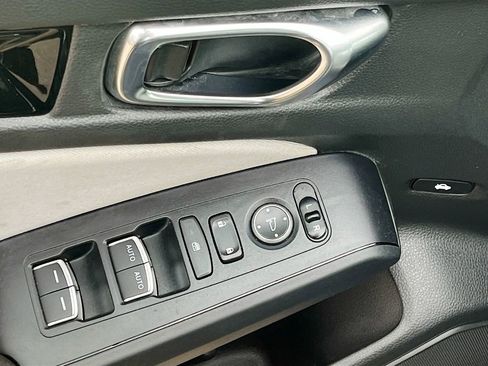 Used 2025 Honda Civic Sport image 17