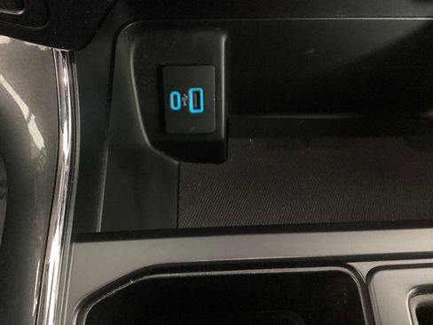 Used 2023 Ford F150 XLT w/ Equipment Group 302A High image 30