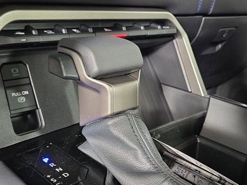 New 2026 Toyota Tundra Platinum AWD/4WD image 19