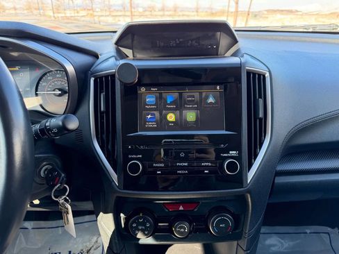 Used 2019 Subaru Crosstrek 2.0i Premium w/ Eyesight System image 24