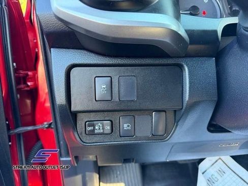 Used 2021 Toyota Tacoma SR5 image 37