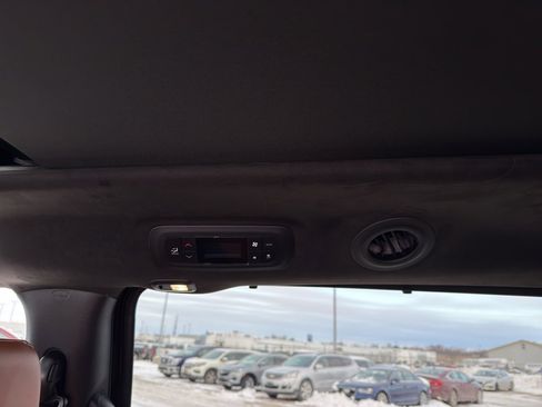 New 2026 Chrysler Pacifica Pinnacle w/ Trailer Tow Group image 31