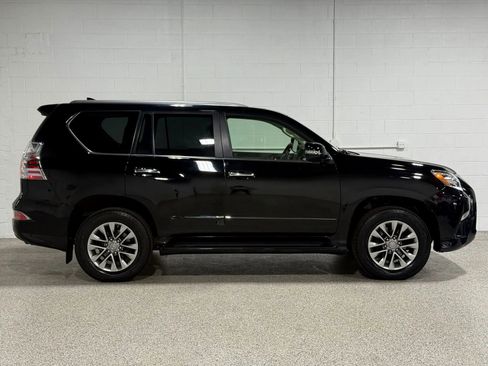 Used 2017 Lexus GX 460 Luxury image 5