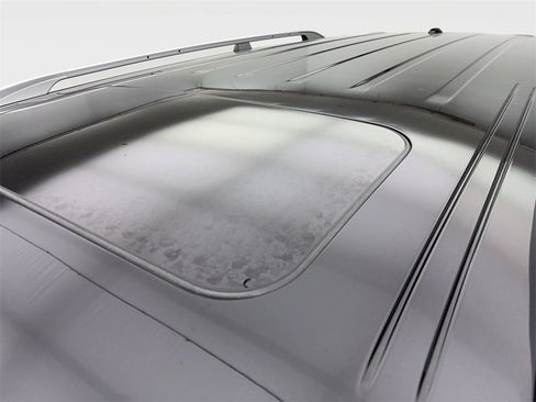 Used 2024 Nissan Armada SL image 24