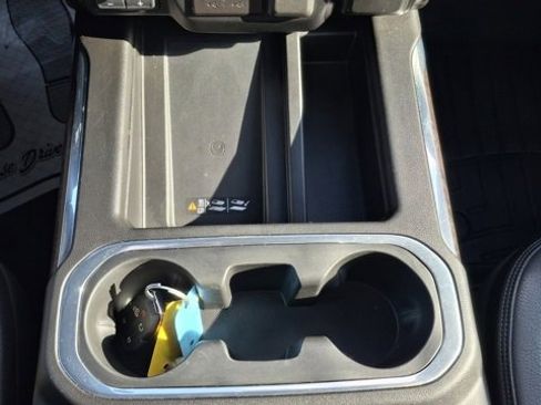 Used 2021 GMC Sierra 2500 Denali w/ Denali Ultimate Package image 23