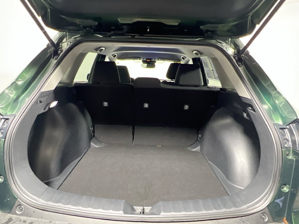 Used 2024 Toyota Corolla Cross LE FWD image 30