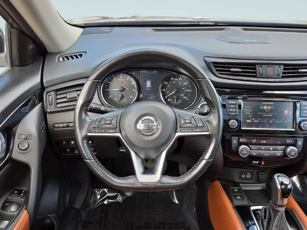 Used 2018 Nissan Rogue SL w/ Premium Package AWD/4WD image 18