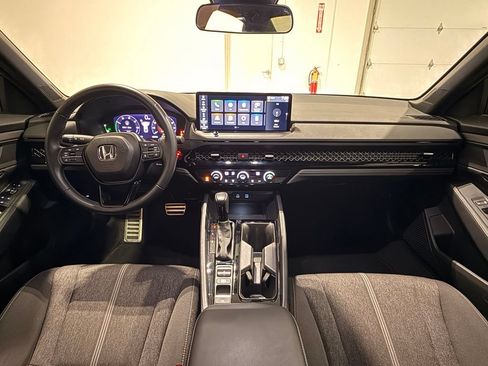 Used 2024 Honda Accord Sport image 29