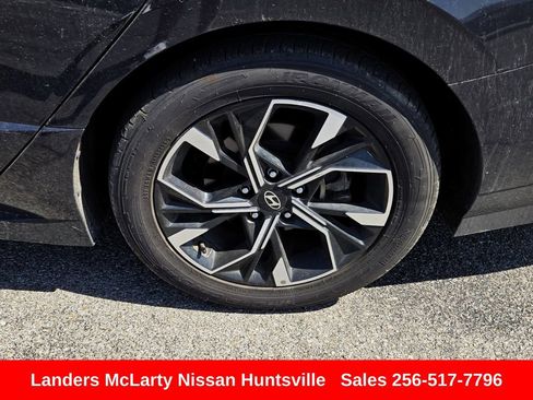 Used 2024 Hyundai Sonata SEL FWD image 12