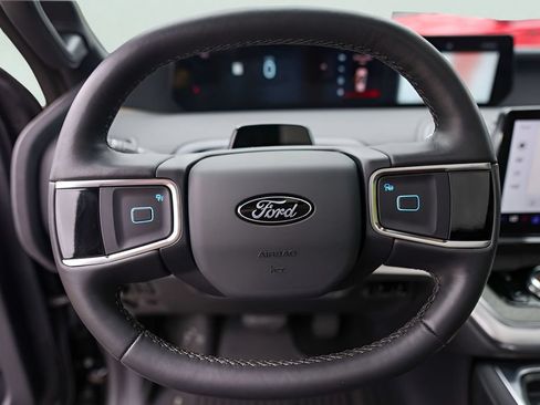 Used 2026 Ford Expedition Tremor AWD/4WD image 14