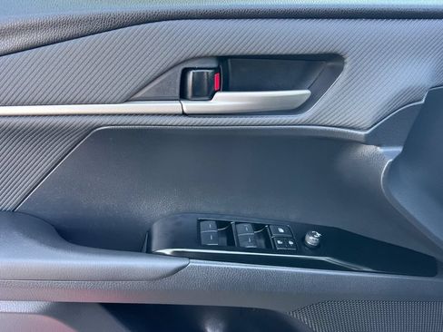 Certified 2025 Toyota Camry SE FWD image 14