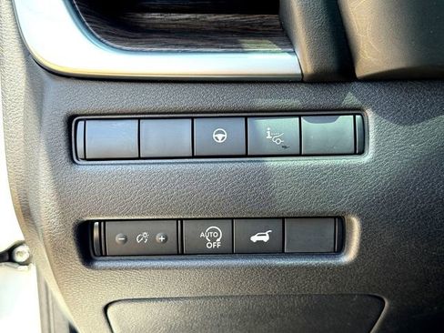 Used 2024 Nissan Rogue Platinum w/ Platinum Premium Package FWD image 14