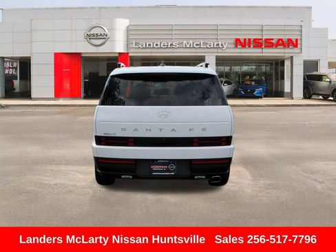 Used 2025 Hyundai Santa Fe SEL FWD image 5