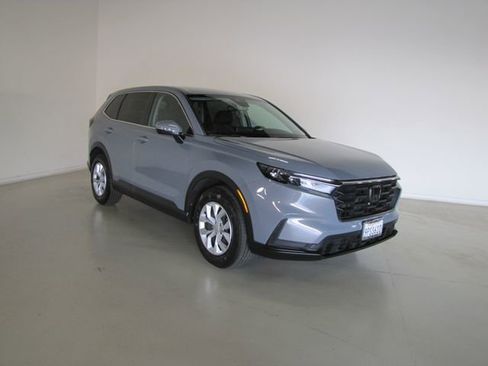 Certified 2025 Honda CR-V LX image 3