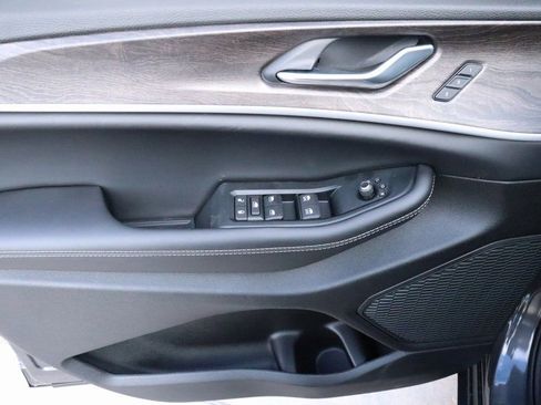 New 2025 Jeep Grand Cherokee L Limited AWD/4WD image 19