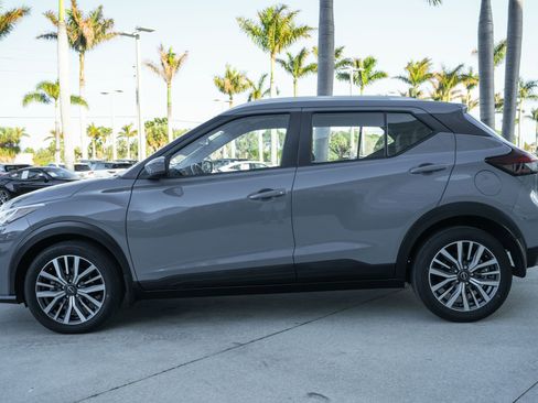 Used 2022 Nissan Kicks SV image 22