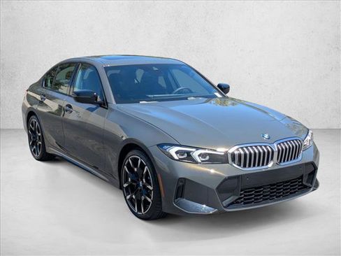 Used 2025 BMW 330i Sedan w/ M Sport Package image 6