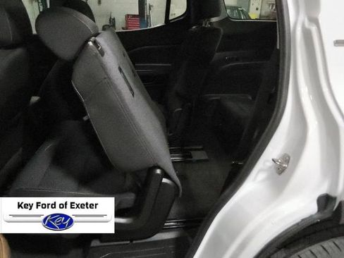Used 2022 GMC Acadia SLE w/ Driver Convenience Package AWD/4WD image 22