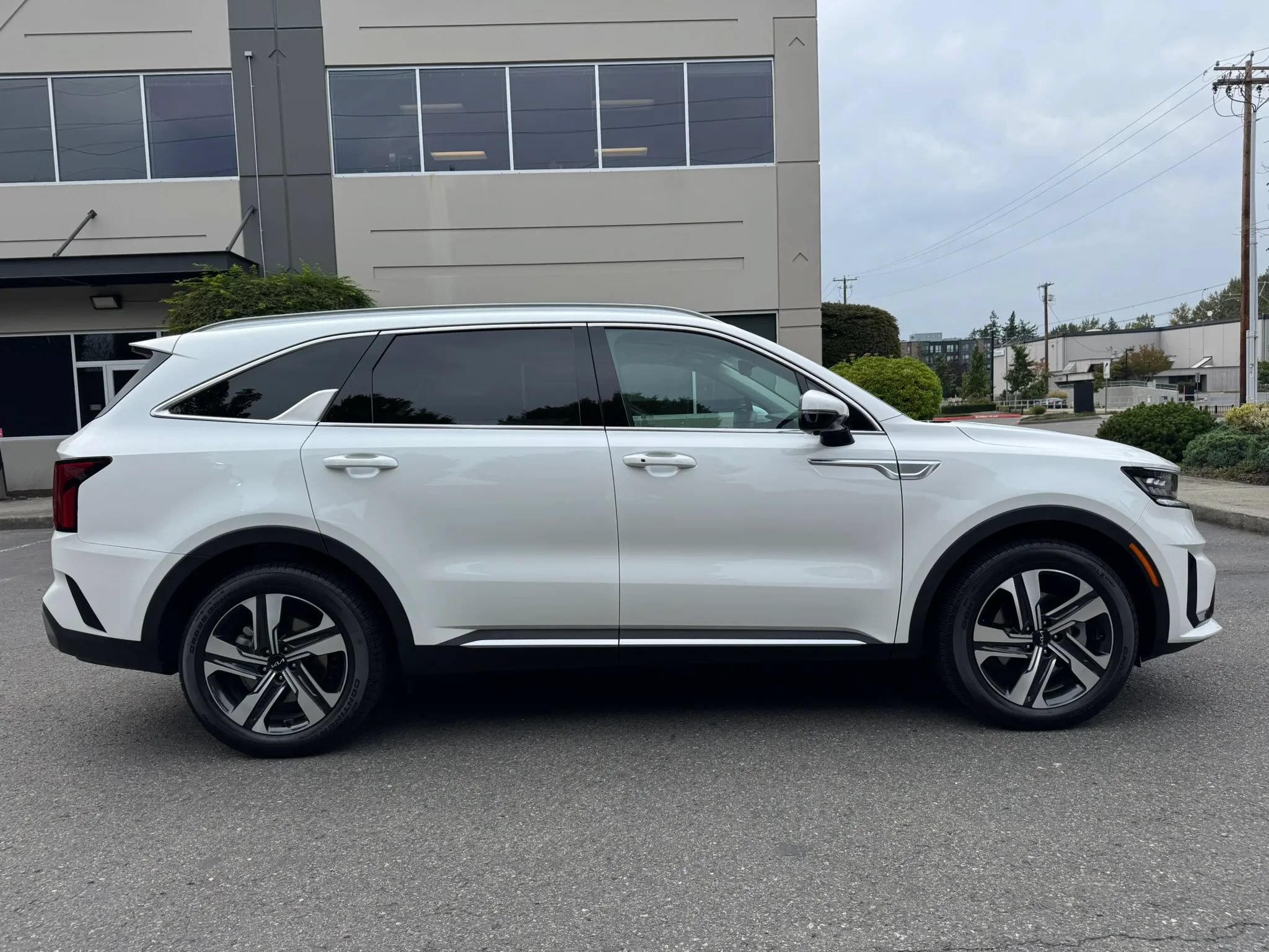 Used 2023 Kia Sorento SX Prestige w/ Panoramic Sunroof Package AWD/4WD image 12