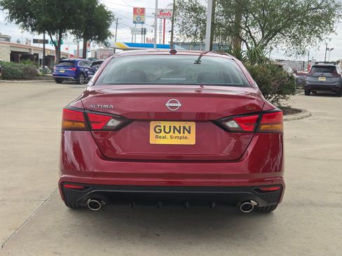 New 2026 Nissan Altima 2.5 SR FWD image 4