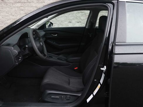 Used 2023 Honda Accord EX image 27